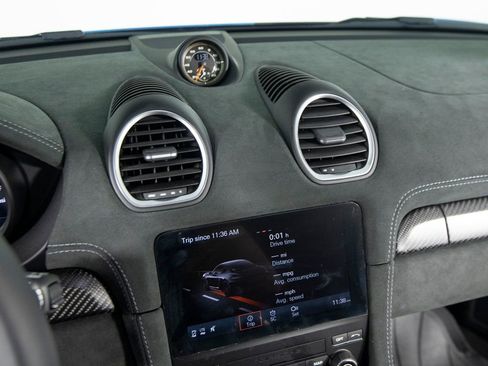 Certified 2025 Porsche 718 Cayman GT4 RS RWD image 26