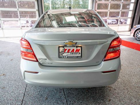 Used 2020 Chevrolet Sonic LT image 3