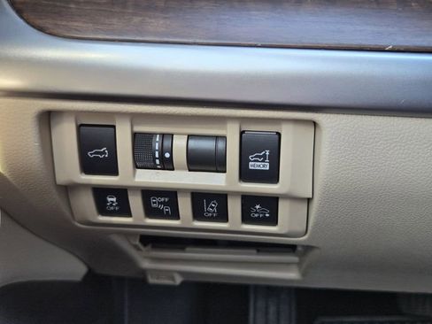 Used 2018 Subaru Outback 3.6R Limited image 14