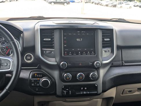 Used 2019 RAM 1500 Big Horn AWD/4WD image 19