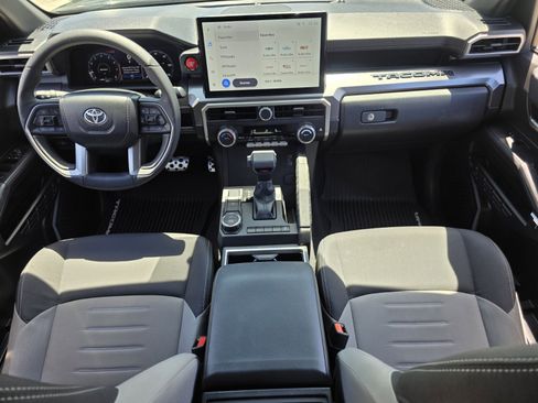Certified 2025 Toyota Tacoma TRD Sport image 12