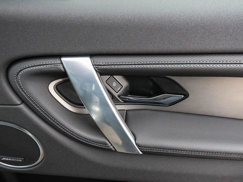 New 2026 Land Rover Discovery Sport Landmark image 19