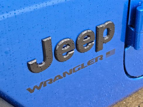 New 2026 Jeep Wrangler Unlimited Sport image 12