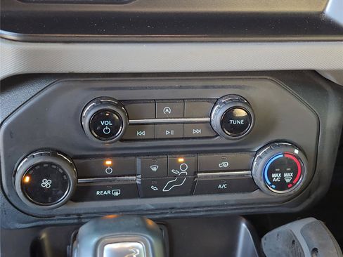 Used 2022 Ford Bronco Big Bend image 15