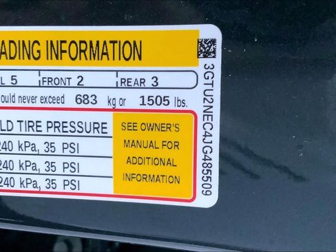 Used 2018 GMC Sierra 1500 SLT AWD/4WD image 31