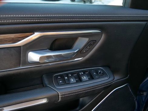 Used 2019 RAM 1500 Laramie image 20