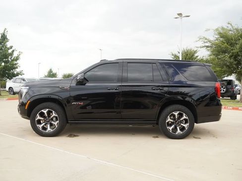Used 2025 GMC Yukon AT4 Ultimate w/ LPO, Floor Liner Package AWD/4WD image 6