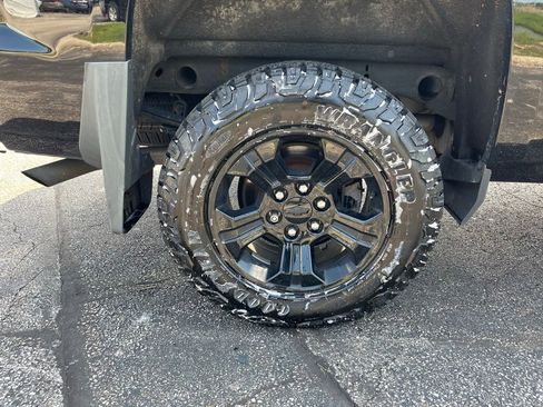 Used 2019 Chevrolet Silverado 1500 LT w/ All Star Edition AWD/4WD image 31