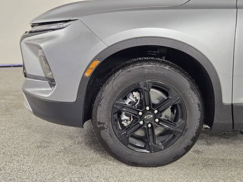 New 2026 Chevrolet Blazer LT w/ Midnight/Sport Edition FWD image 8