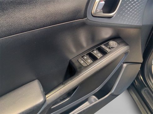 Used 2023 Kia Soul EX image 14