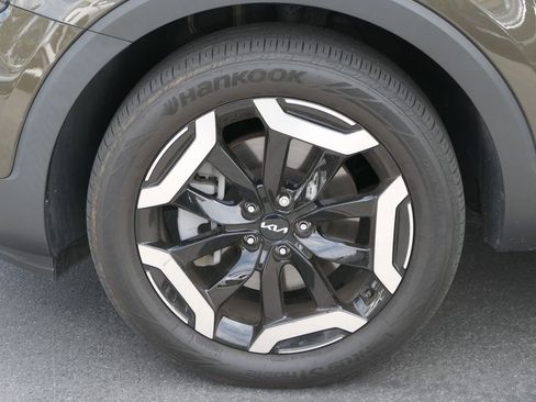 Used 2024 Kia Telluride S w/ S Sunroof Package FWD image 10