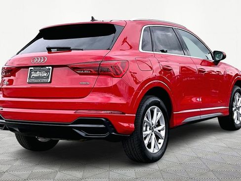 Used 2022 Audi Q3 2.0T Premium Plus w/ Premium Plus Package image 2