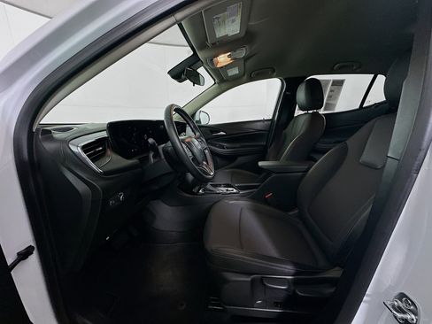 Used 2025 Buick Encore GX Preferred image 13