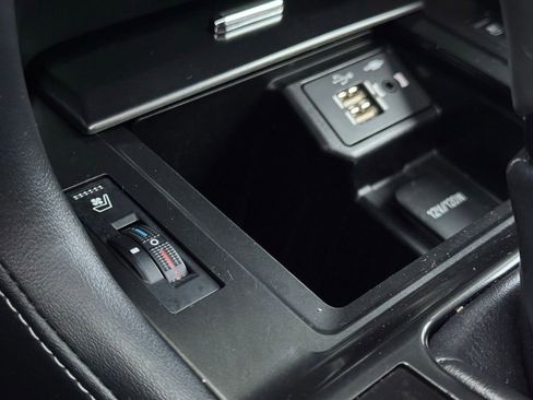 Certified 2023 Lexus GX 460 image 37