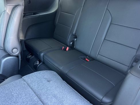 New 2026 Chevrolet Traverse LT w/ Enhanced Driving Package FWD image 15