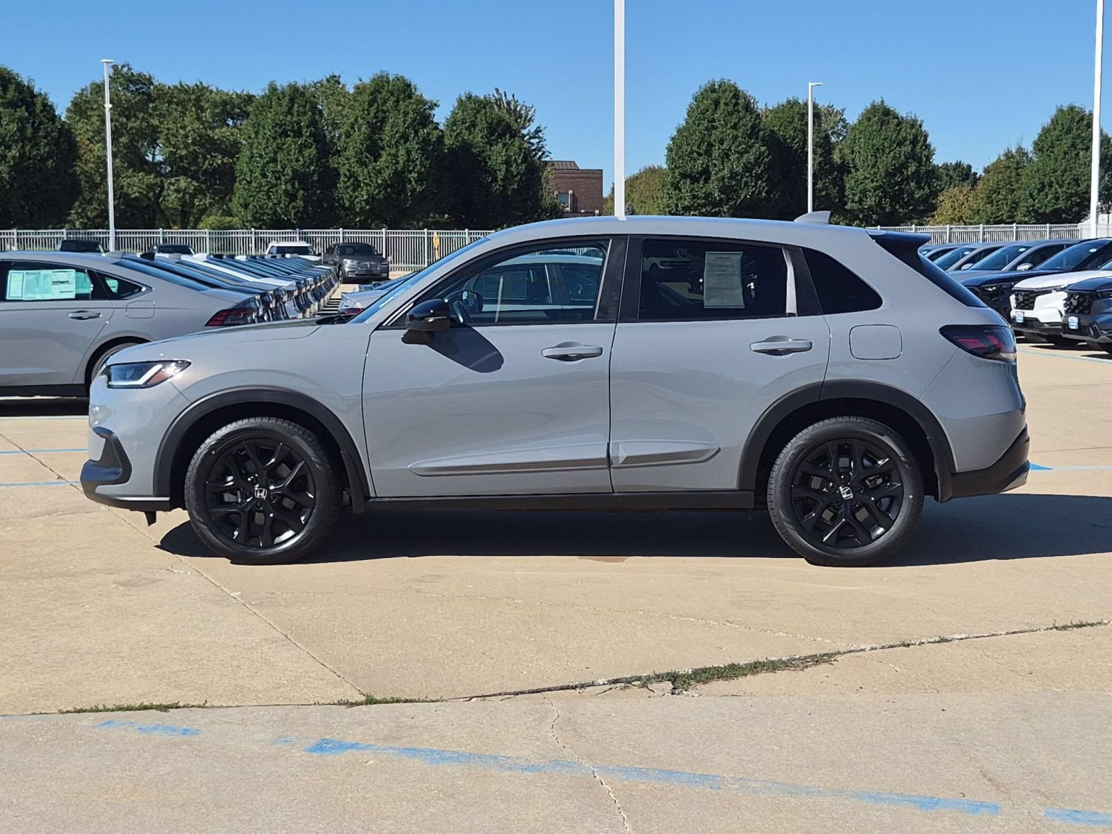 Used 2025 Honda HR-V Sport image 10