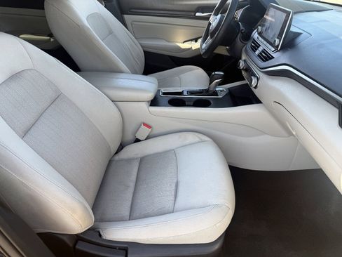 Used 2020 Nissan Altima 2.5 S image 12