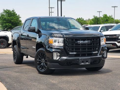 Used 2022 GMC Canyon Elevation w/ Elevation Premium Package AWD/4WD image 2