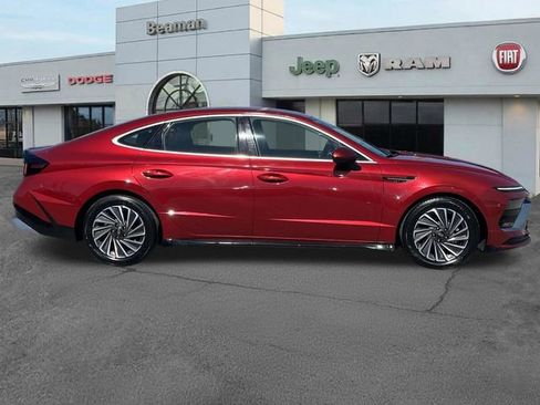 Used 2025 Hyundai Sonata SEL FWD image 8