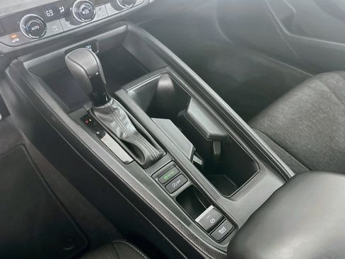 Used 2025 Honda Accord SE image 24