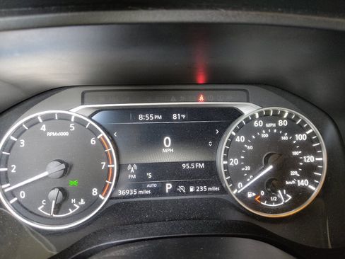 Used 2025 Nissan Rogue SV AWD/4WD image 23