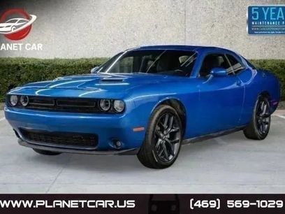 Used 2022 Dodge Challenger SXT w/ Blacktop Package