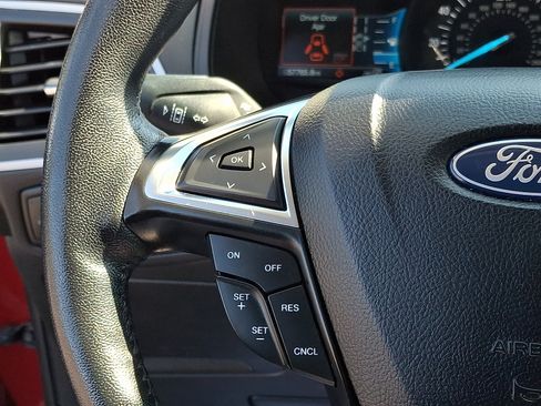 Certified 2024 Ford Edge SEL AWD/4WD image 21