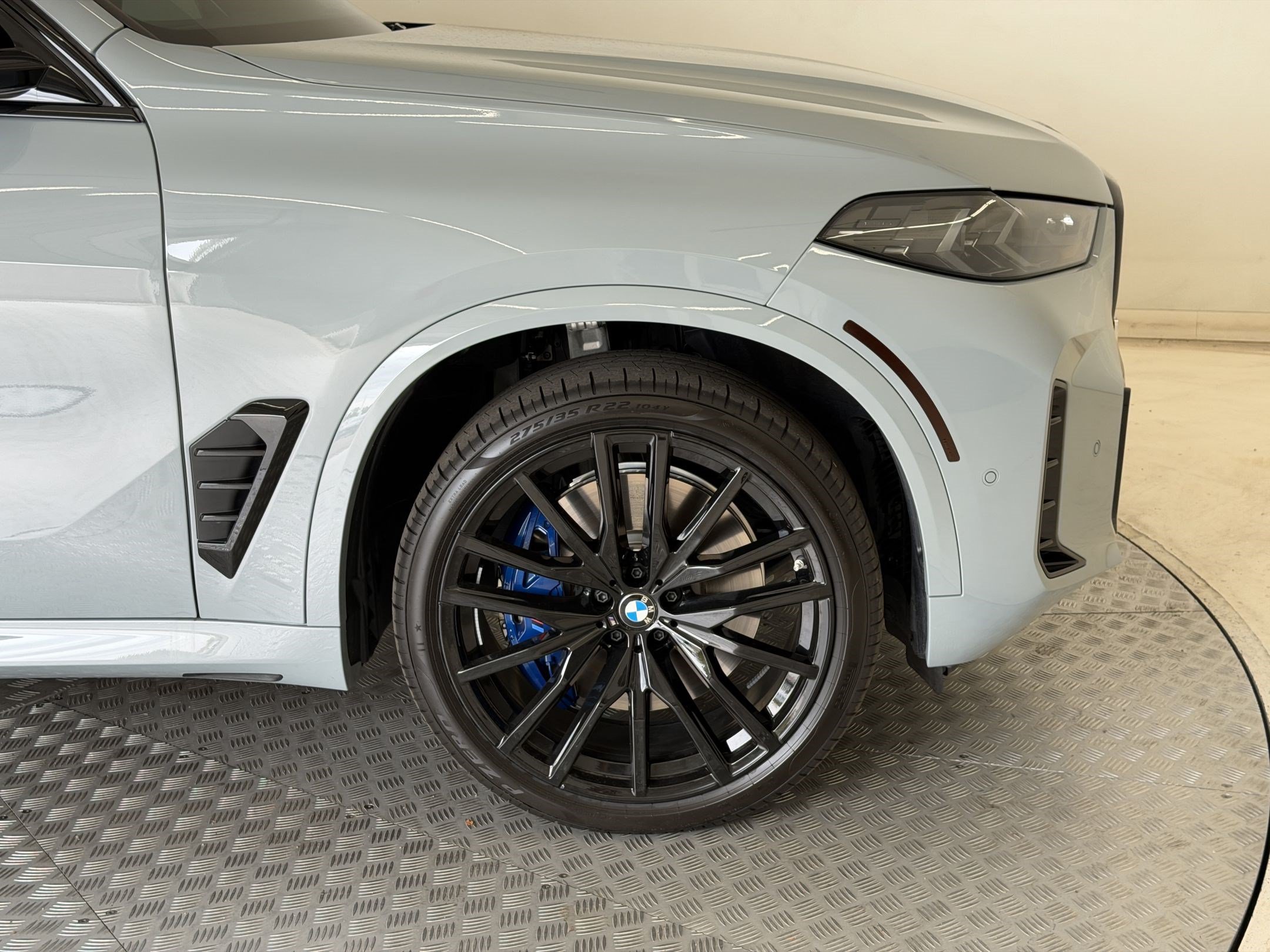 Used 2026 BMW X5 M60i AWD/4WD image 13