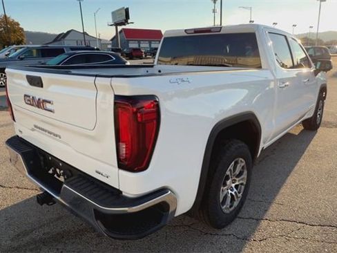Used 2024 GMC Sierra 1500 SLT image 40