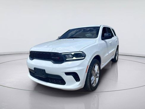 Used 2023 Dodge Durango GT AWD/4WD image 9