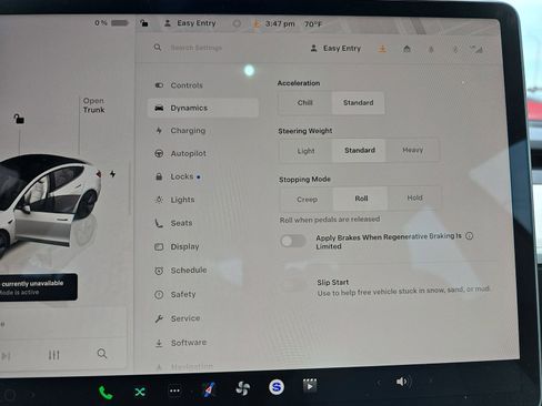 Used 2023 Tesla Model 3 Standard Range image 23