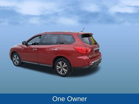 Used 2017 Nissan Pathfinder S image 5