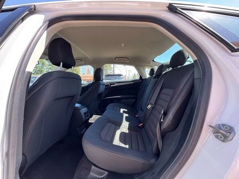 Used 2020 Ford Fusion SE FWD image 13