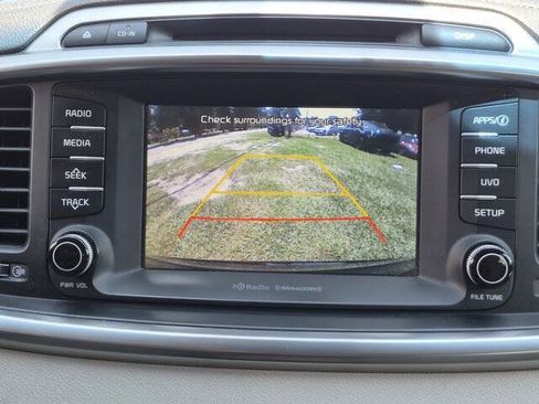Used 2017 Kia Sorento EX AWD/4WD image 24