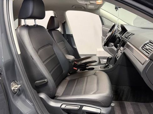Used 2018 Volkswagen Passat 2.0T R-Line image 21