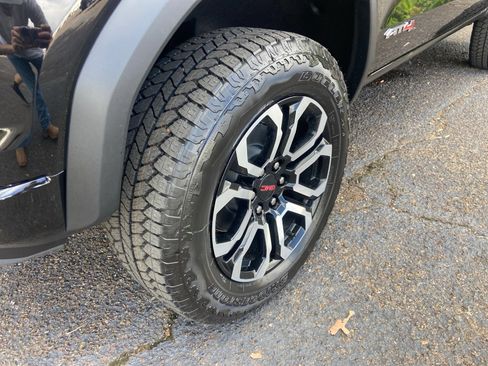 New 2026 GMC Canyon AT4 w/ Technology Plus Package AWD/4WD image 13