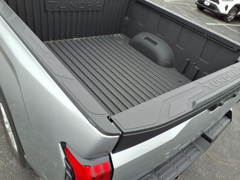 Used 2025 Toyota Tundra SR5 AWD/4WD image 30