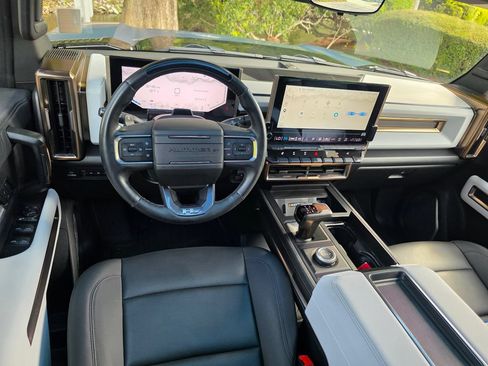 Used 2024 GMC Hummer EV 3X w/ Omega Edition AWD/4WD image 25