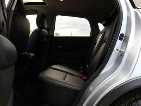 Used 2017 Mitsubishi Outlander Sport SEL image 35