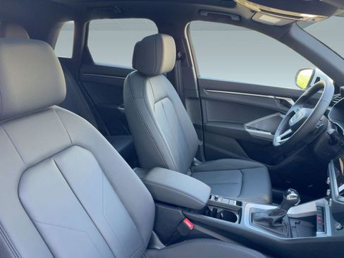 New 2025 Audi Q3 2.0T Premium image 31