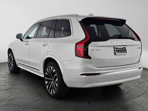 Used 2025 Volvo XC90 B5 Plus w/ Protection Package Premier AWD/4WD image 5