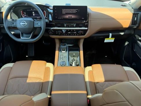 New 2026 Nissan Pathfinder Platinum w/ Cargo Package AWD/4WD image 27