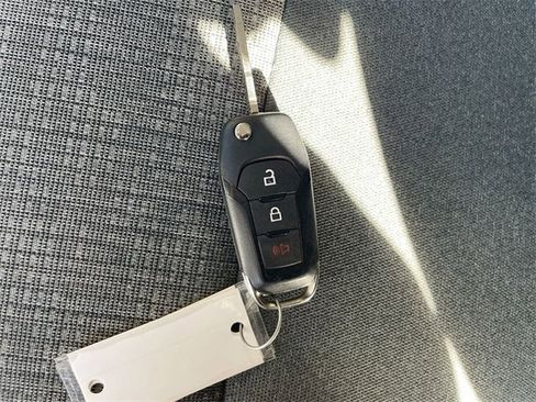 Used 2022 Ford F150 XLT w/ Bed Utility Package image 33