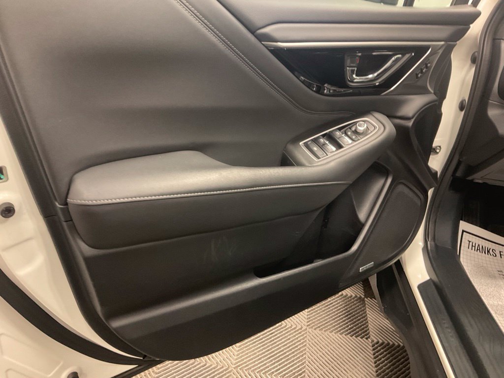 Used 2021 Subaru Outback Limited AWD/4WD image 13