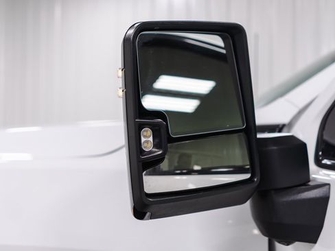 Used 2024 GMC Sierra 3500 AT4 w/ AT4 Premium Plus Package image 42