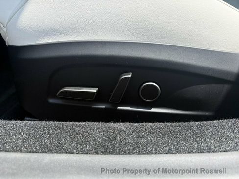Used 2025 Tesla Model 3 Performance AWD/4WD image 15