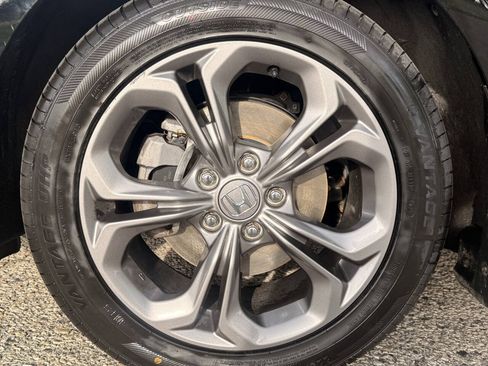 Used 2023 Honda Accord EX image 9