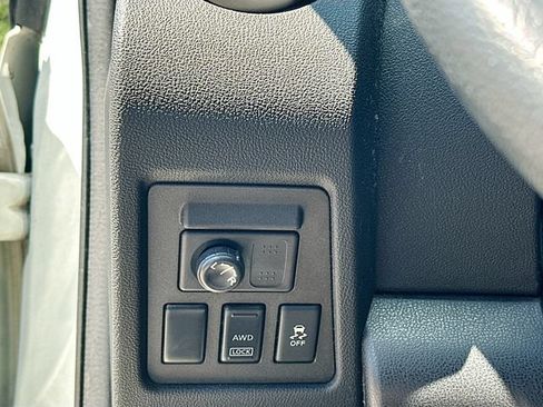 Used 2014 Nissan Rogue S w/ Convenience Package AWD/4WD image 11