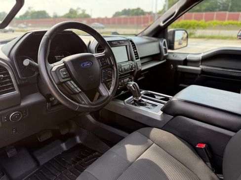 Used 2017 Ford F150 XLT w/ Equipment Group 302A Luxury AWD/4WD image 23