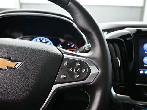 Used 2023 Chevrolet Traverse Premier image 18